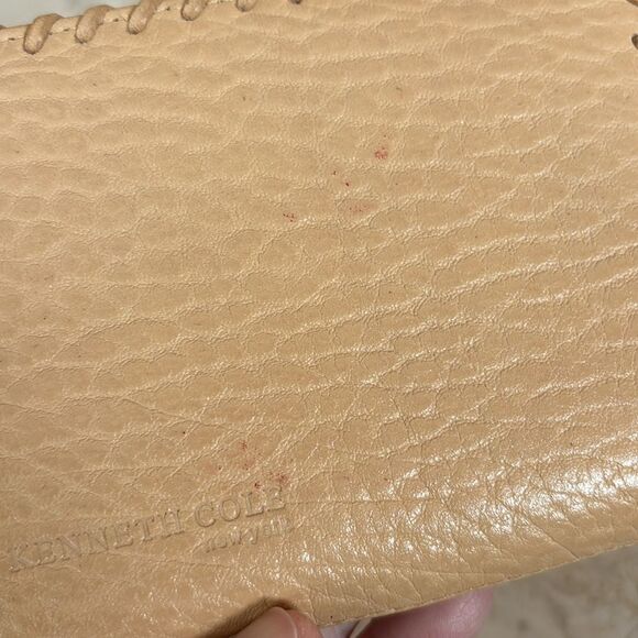 Kenneth Cole Leather Wallet - Picture 12 of 12